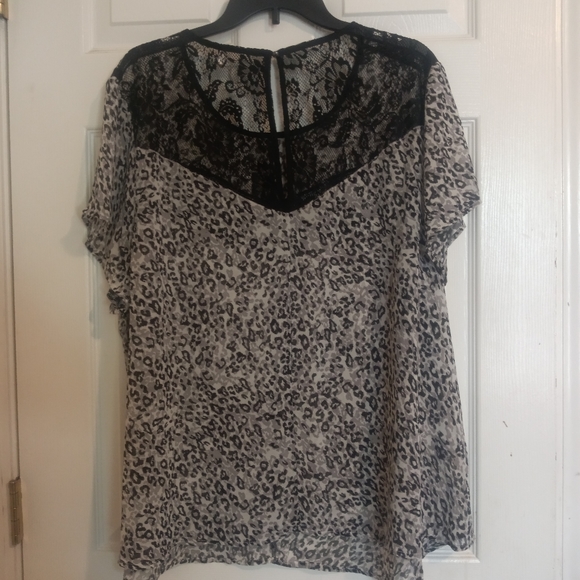 Maurice's Lace Leopard Print Blouse 3X - Picture 6 of 9